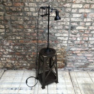 Lampe industrielle Singer