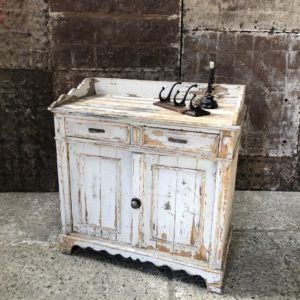 ancienne commode patine blanche