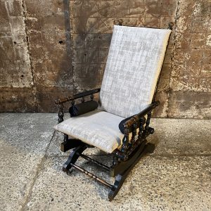 Fauteuil à bascule en bois Napoléon 3