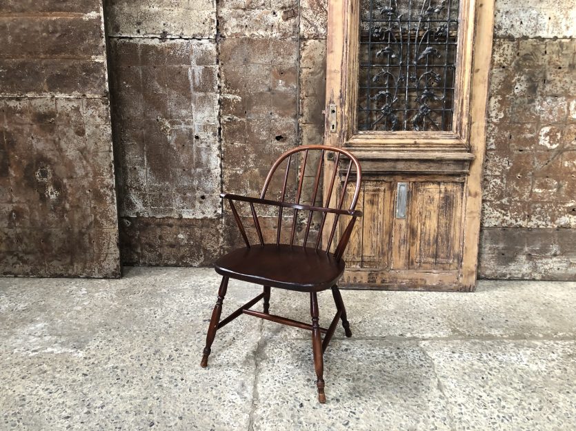 Fauteuil en bois vintage