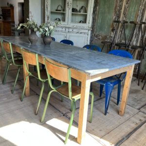 Table à manger 8 à 10 personnes en bois et tablette en zinc meuble de métier