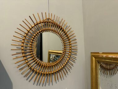 Miroir soleil vintage en rotin