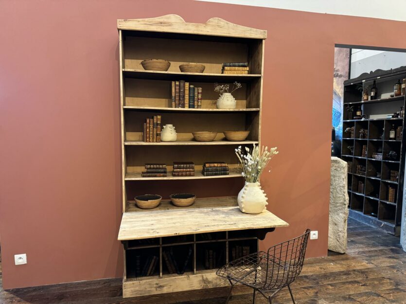 Bureau en Bois Brut avec Étagères et Casiers